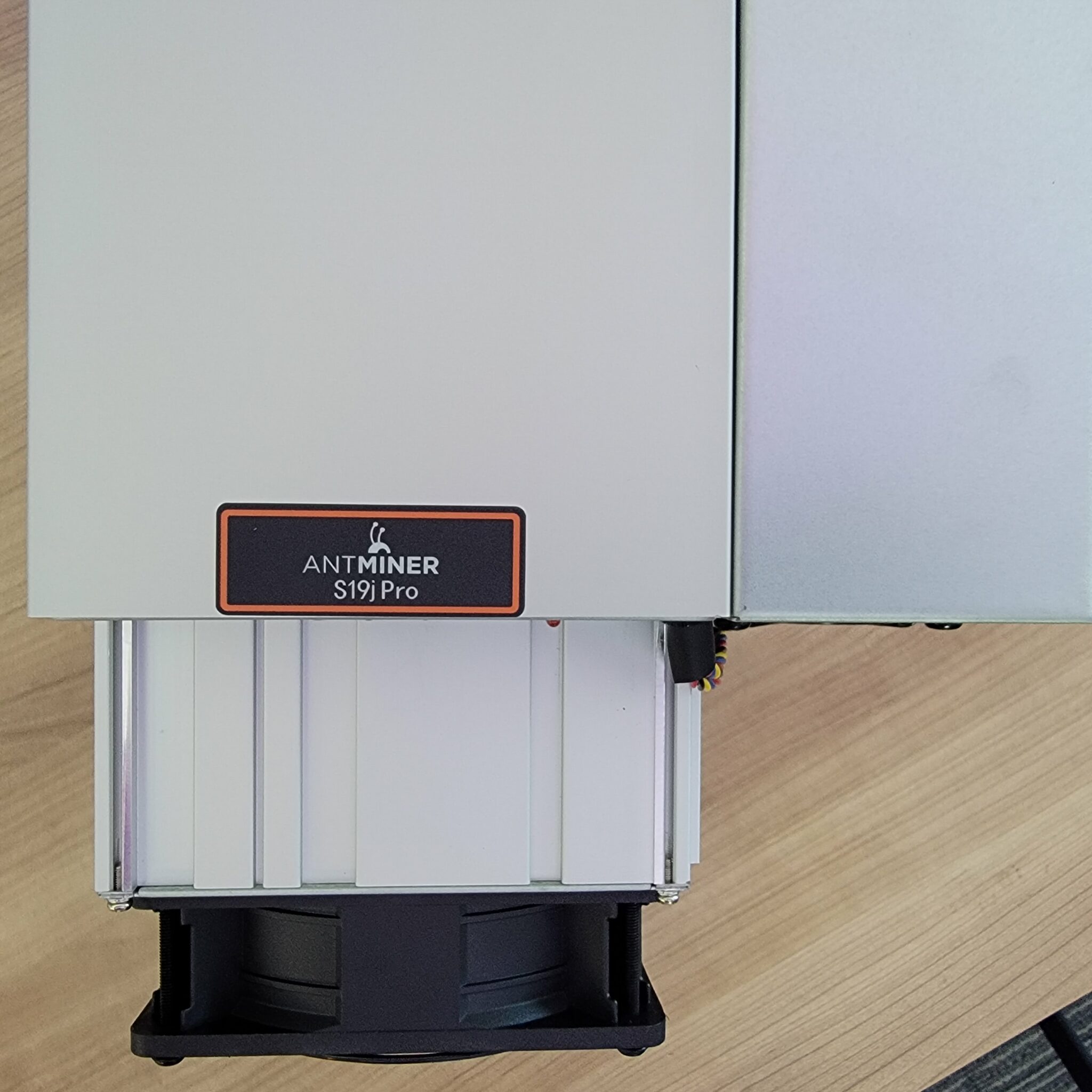 S19J PRO 104T – ANTMINER